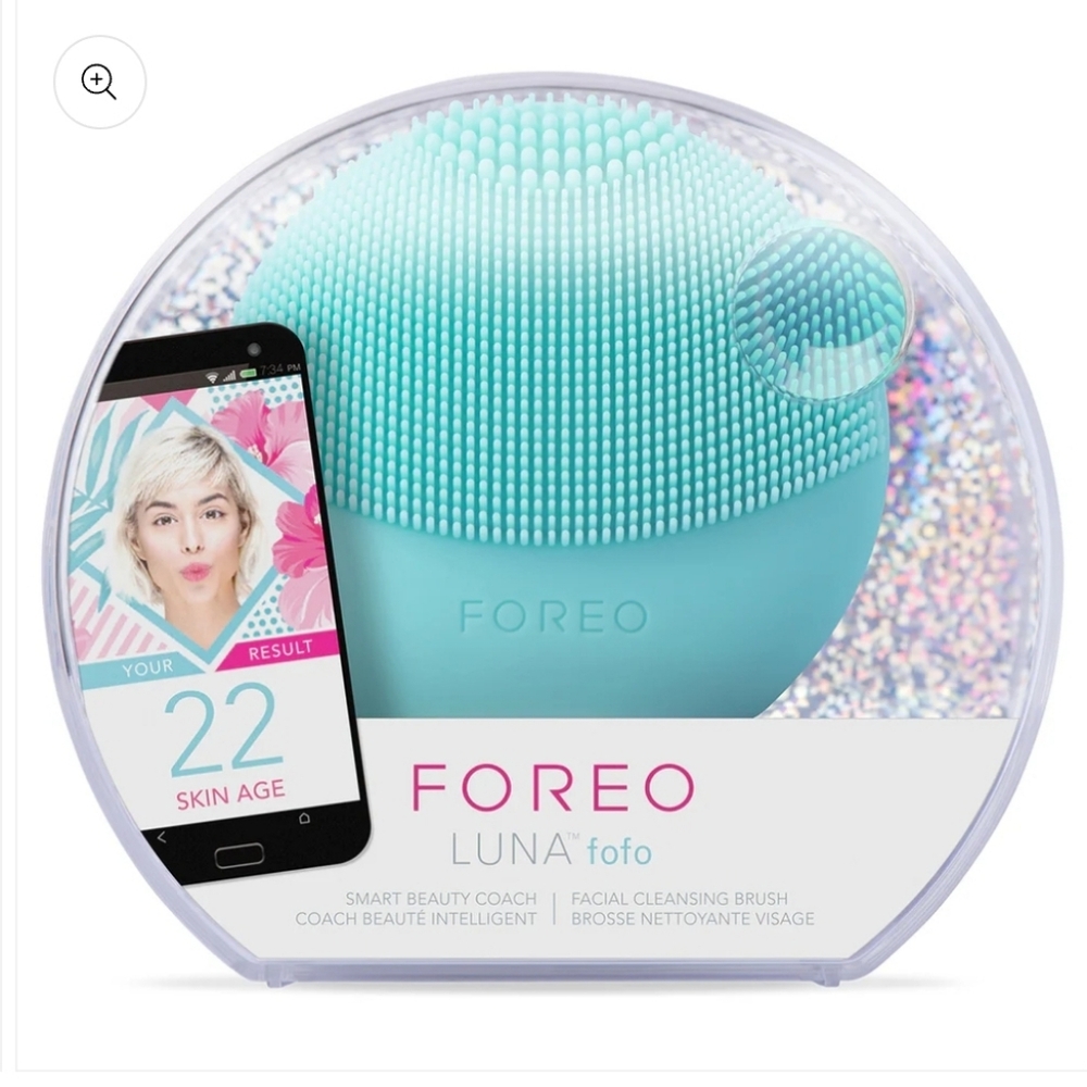 FOREO Luna fofo Face Brush in Mint Color